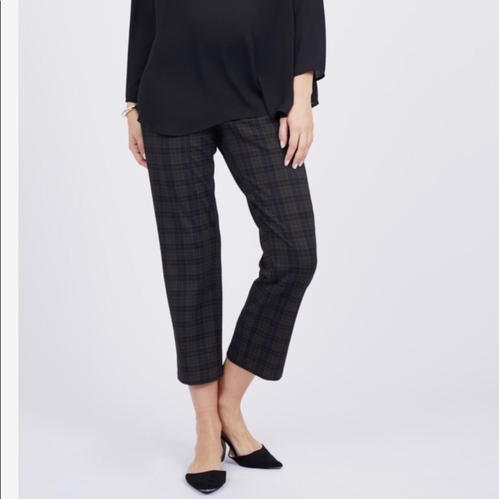 Ava Maternity Cropped plaid pants- size Medium